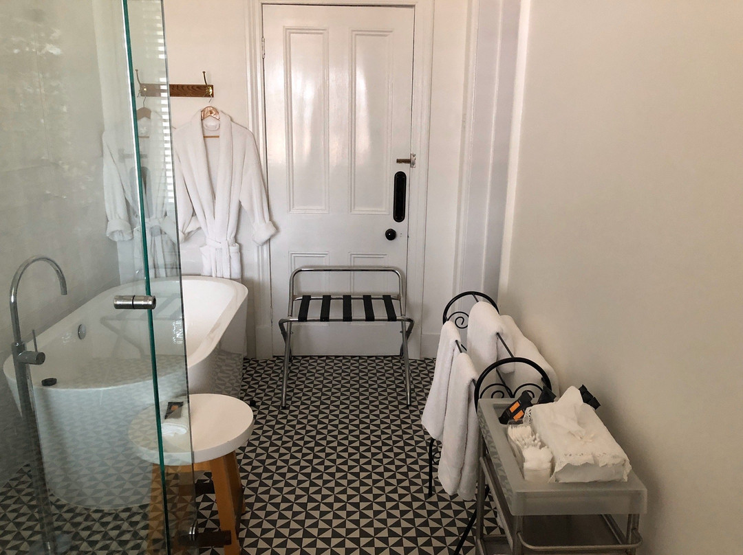 Colhurst House主图