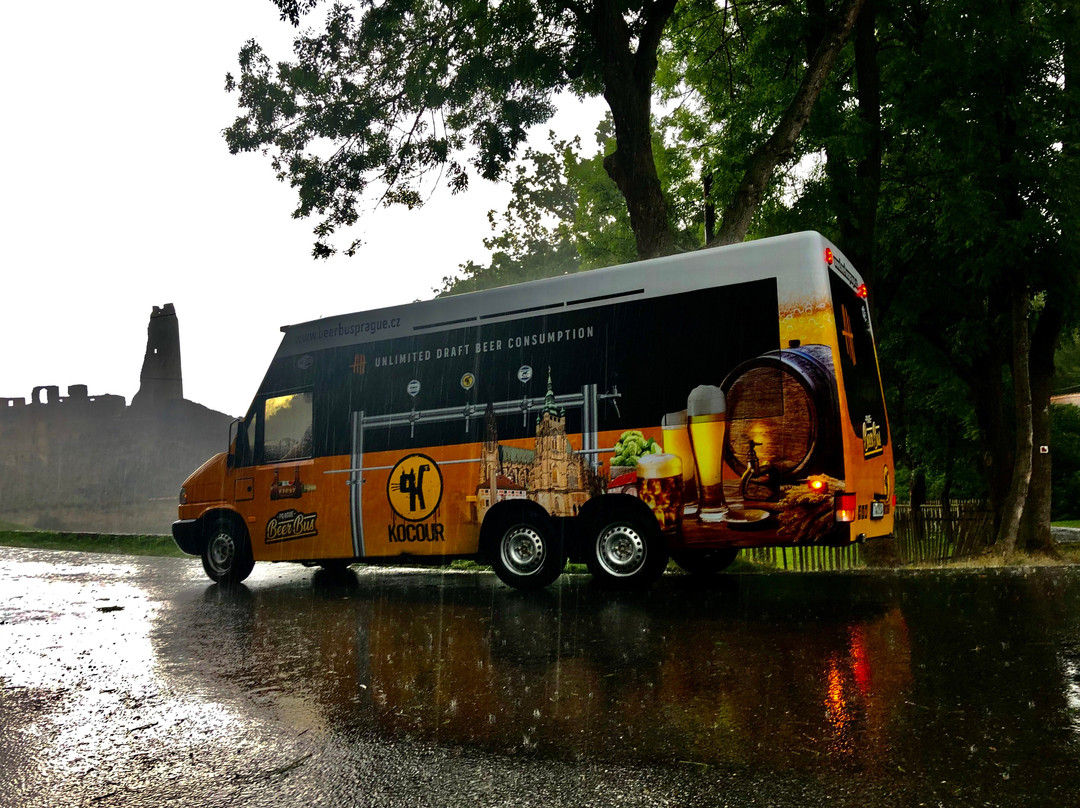 Beer Bus Prague-布拉格必去景点