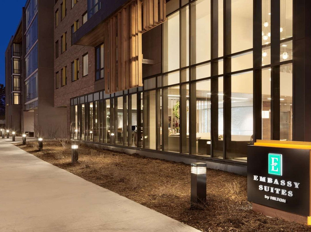 Embassy Suites by Hilton Boulder主图