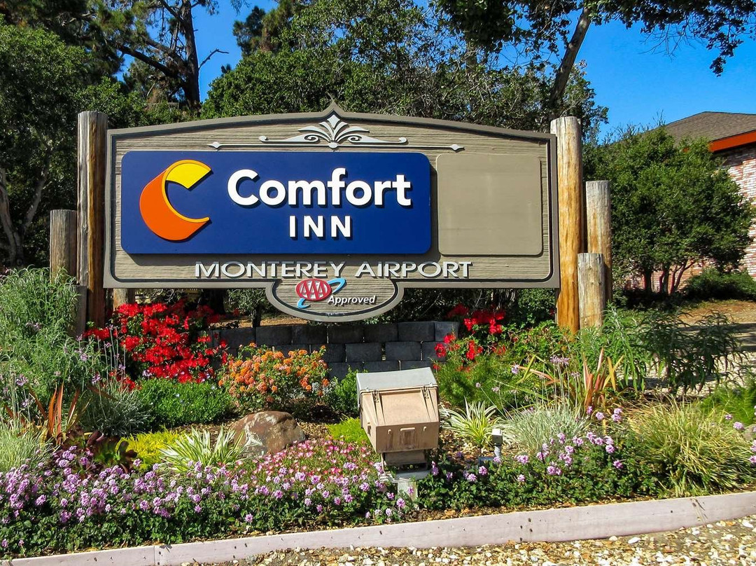 Comfort Inn Monterey Peninsula Airport主图