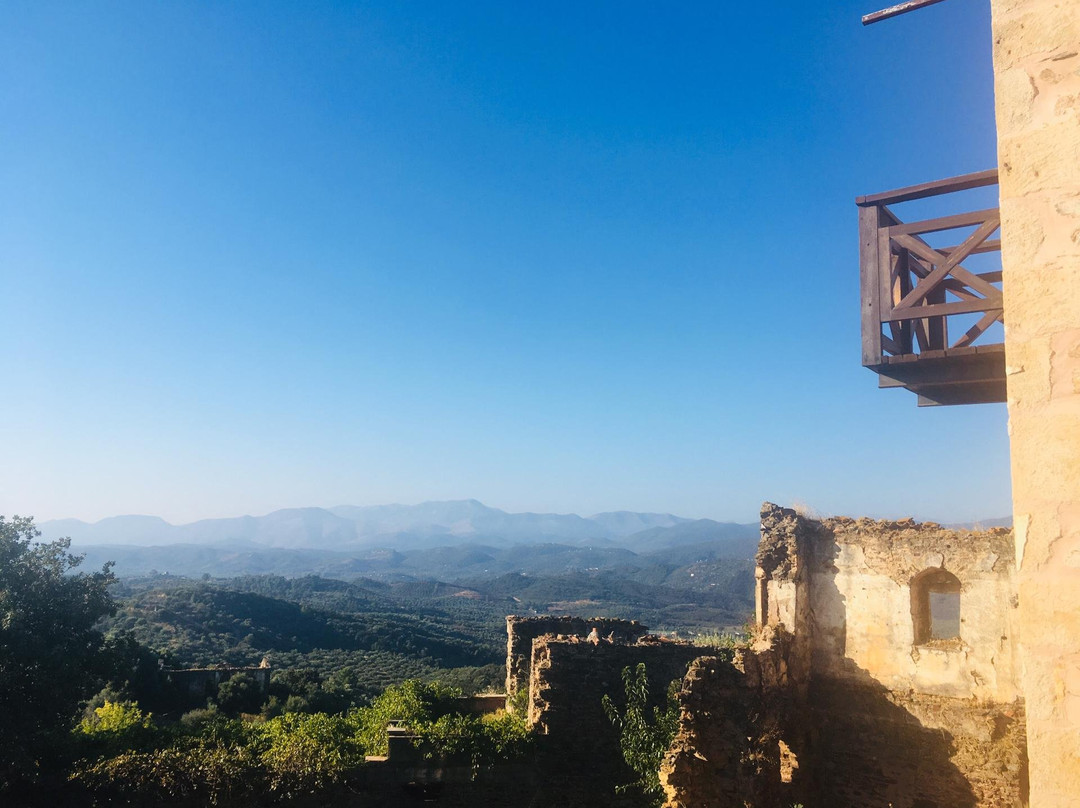 Krokees酒店住宿-Pyrgos Petropoulaki