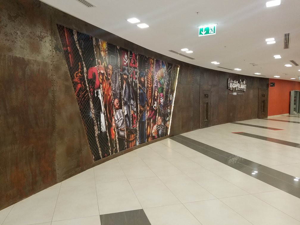 Salwa旅游景点-Escape Land