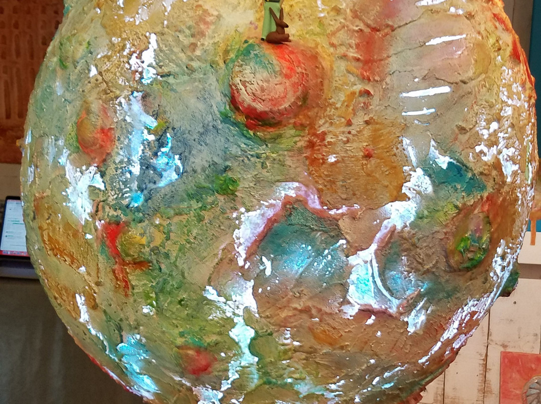 Art Gallery Contemporary Tapiézo-Roussillon必去景点