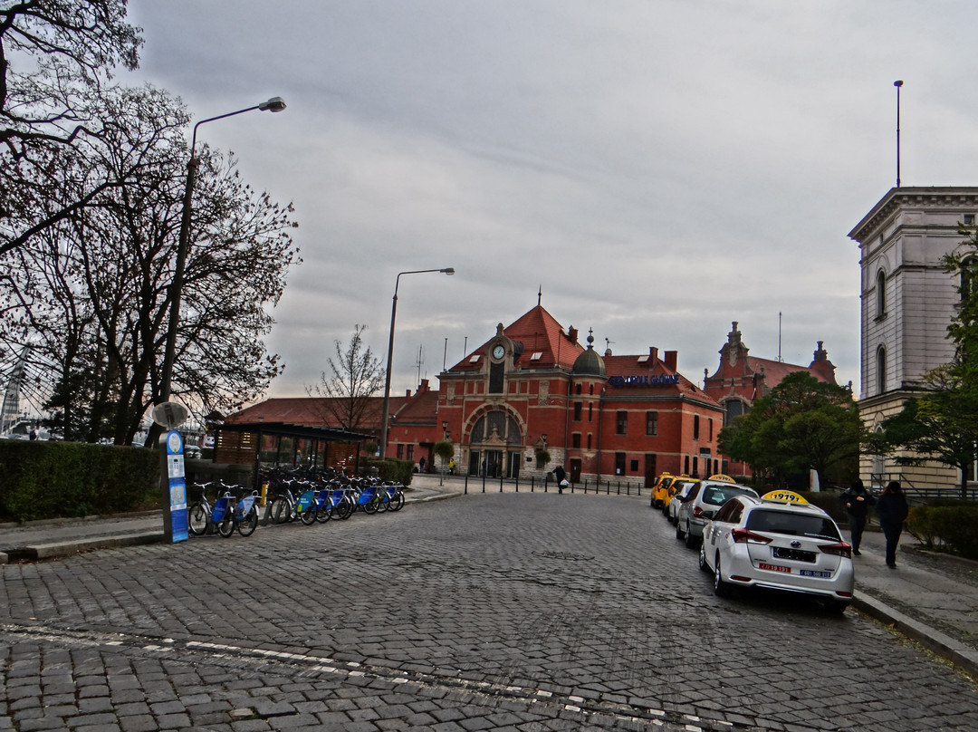 Dworzec kolejowy Opole Głowne-Opole必去景点