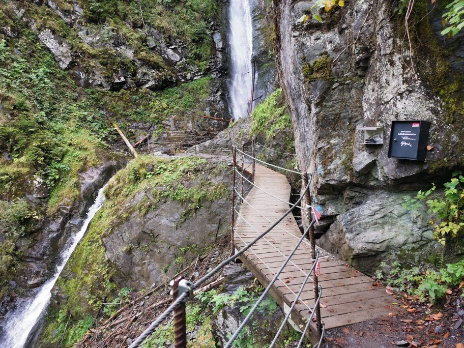 Eifersbacher Waterfall Wanderweg-圣约翰堤候必去景点