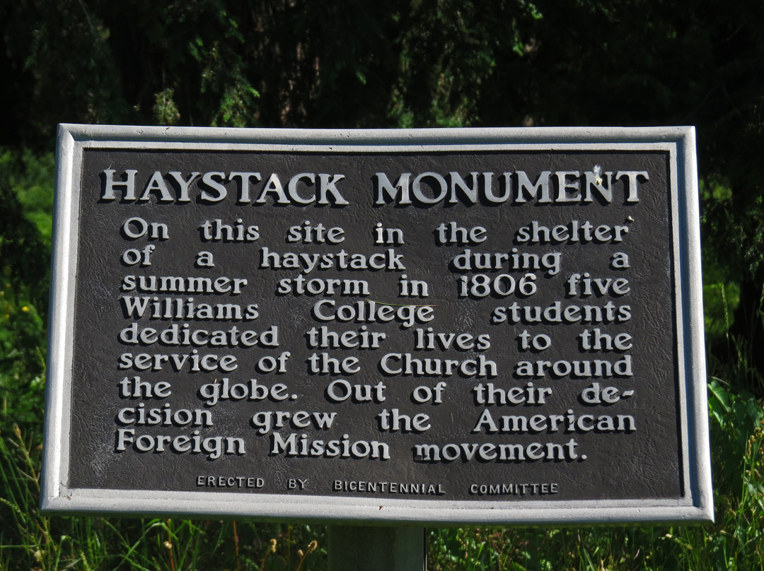 Haystack Monument景点图片