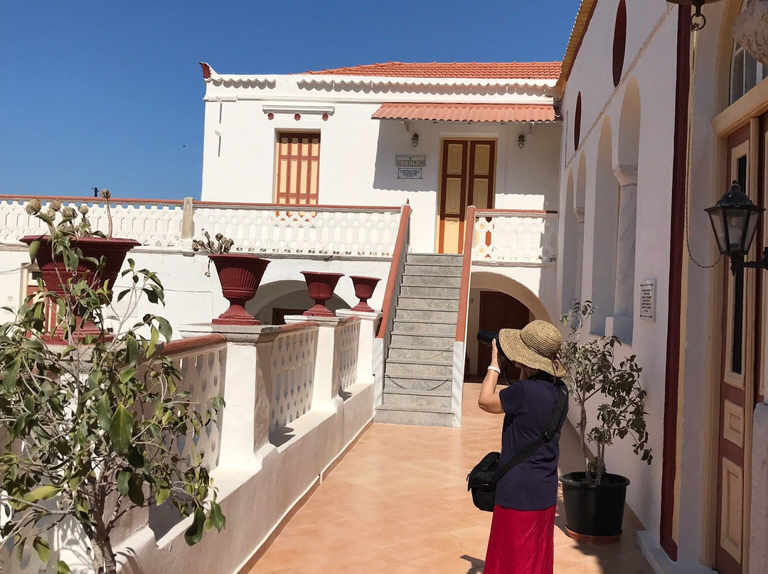 Symi Tours Bus Excursions-Gialos必去景点