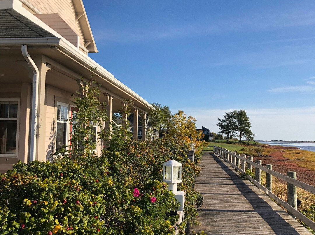 Northport Pier Inn主图