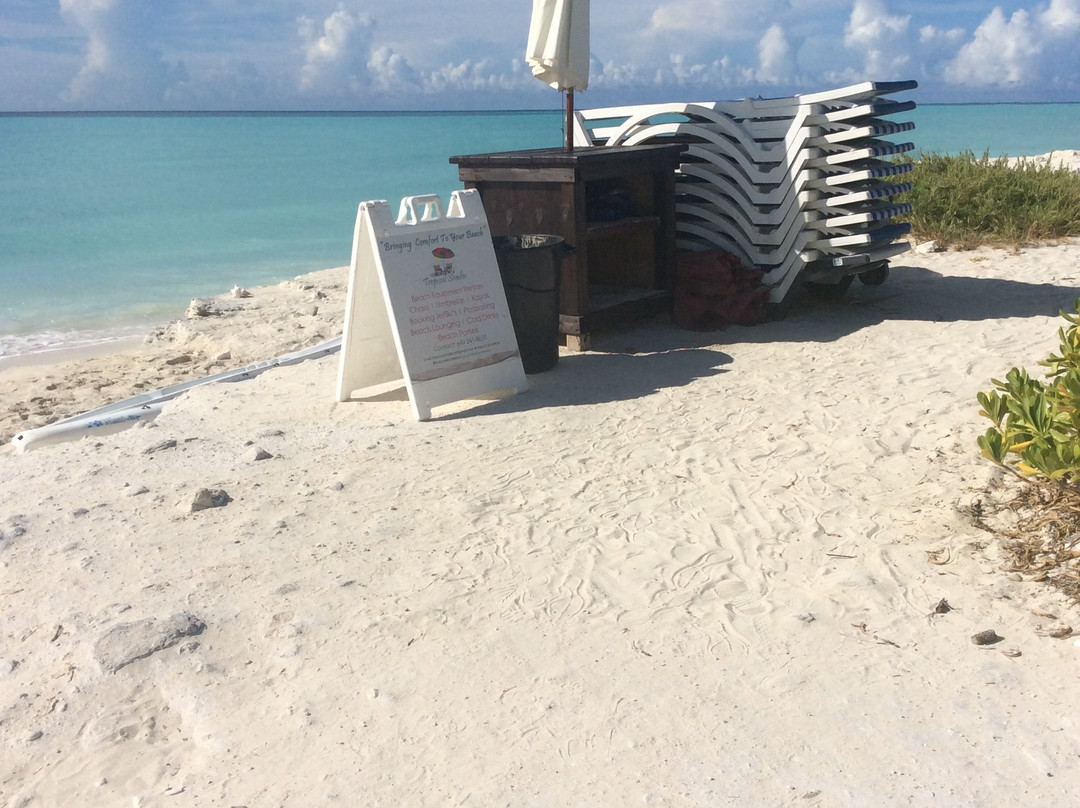 Leeward Beach-普罗维登西亚莱斯必去景点