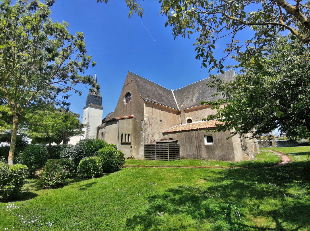 Église De Saint Maurice La Fougereuse景点图片