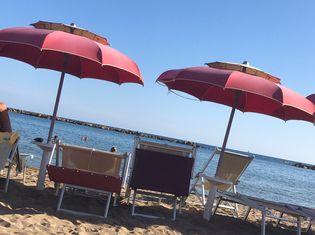 Stabilimento Balneare Perla del Tirreno-圣马里内拉必去景点