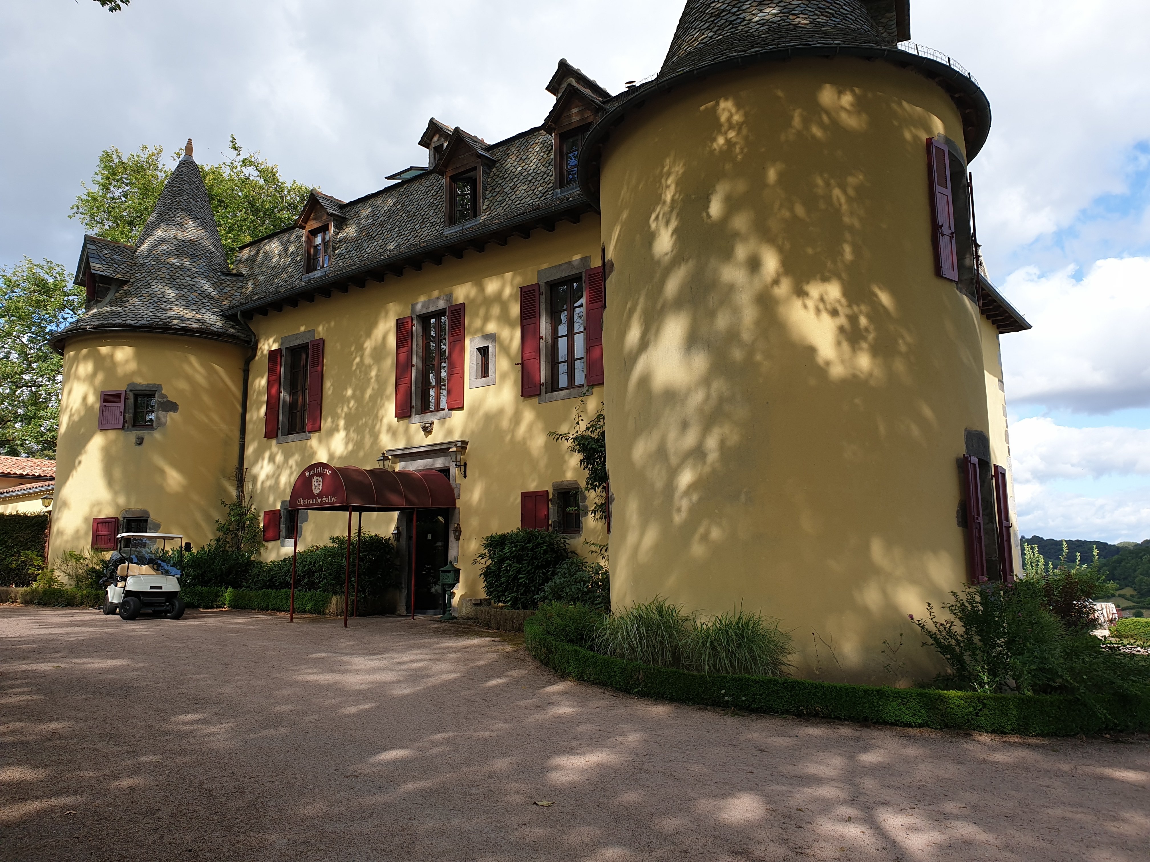 Hotel du Chateau de Salles-官方