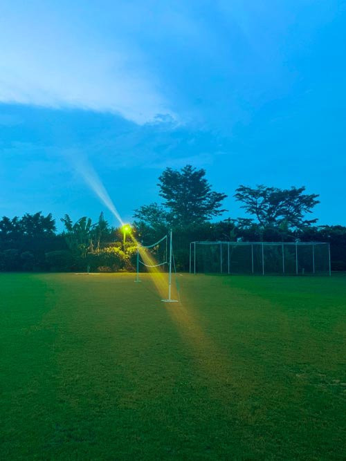 Amatra by the Ganges主图