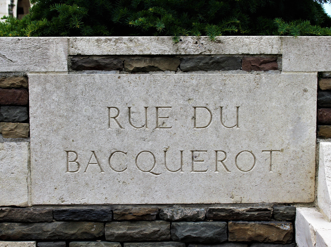 Rue-Du-Bacquerot (13TH London) Graveyard-Laventie必去景点