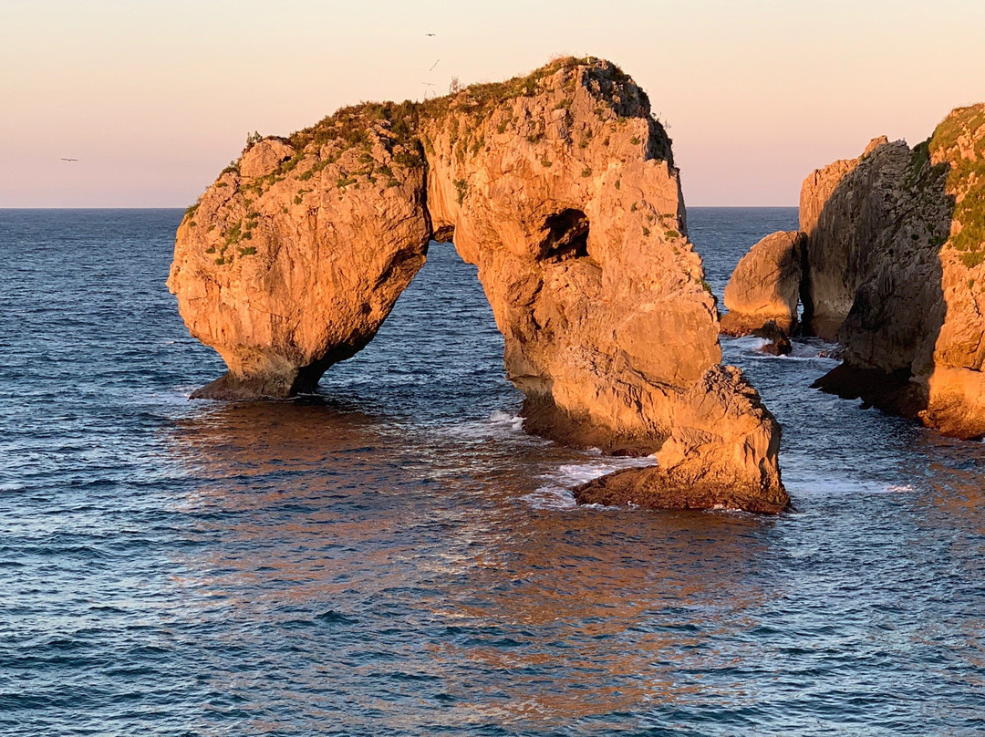 Playa La Huelga-Villahormes必去景点