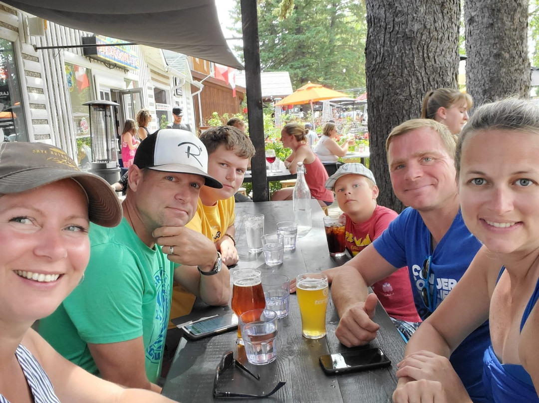 Canoe Taphouse