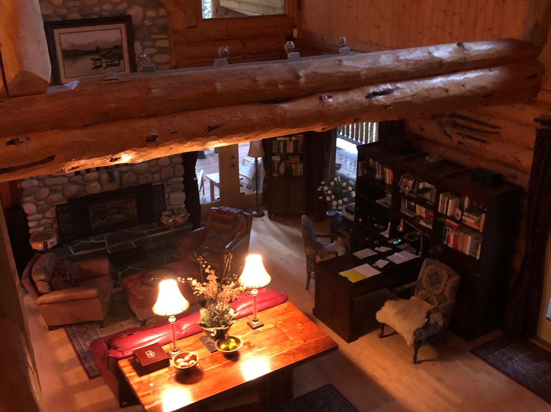 Riverside Chateau主图