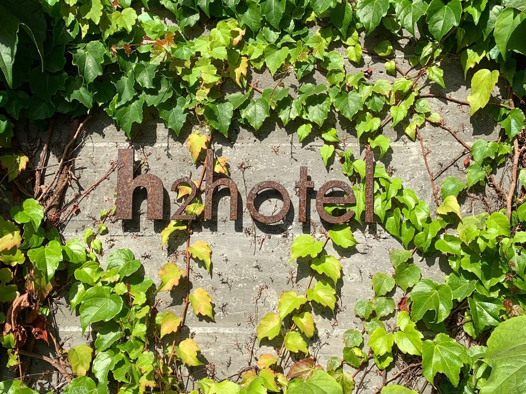 H2 Hotel主图
