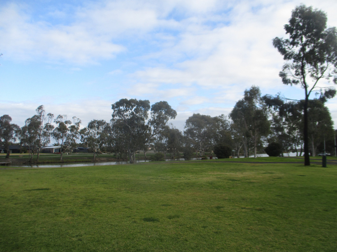 Sawyer Park-霍舌姆必去景点
