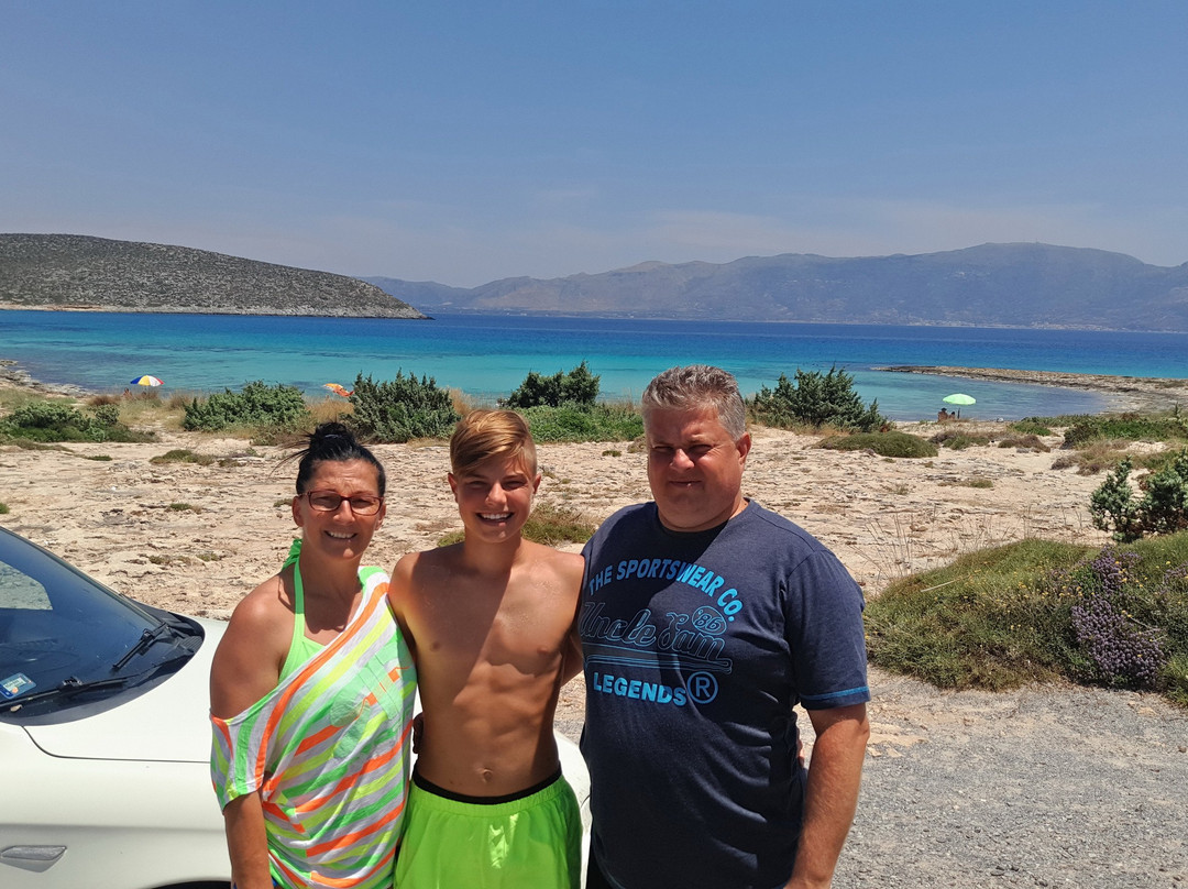 Studio Nikolos主图