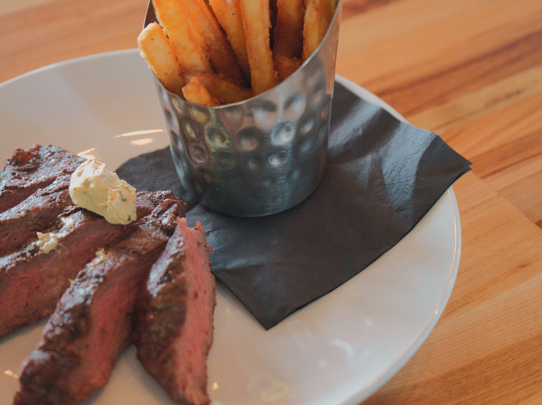 特温斯堡餐馆和美食-Aaron & Moses