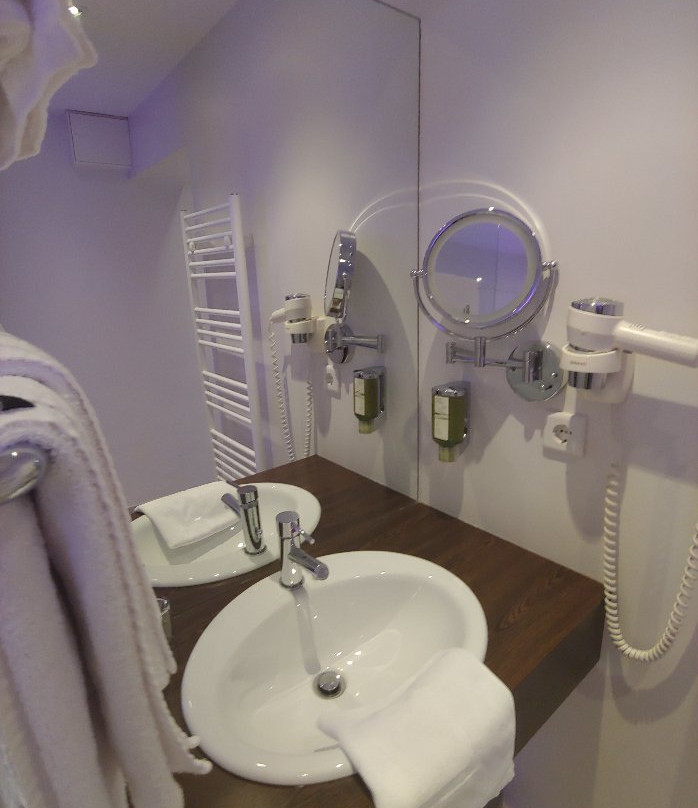 Motel Checkin-24主图