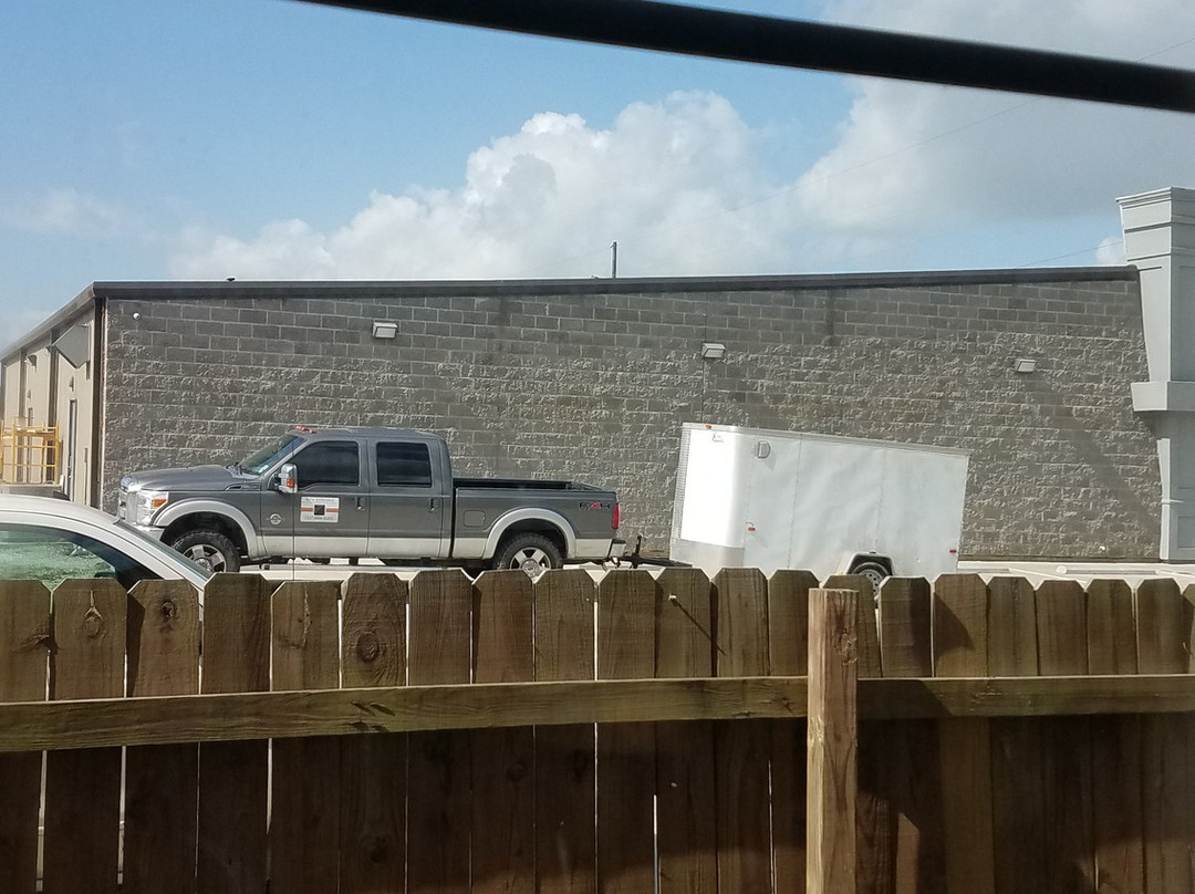 Red Roof Inn & Suites Lake Charles主图