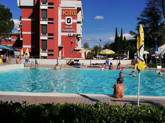 佛罗伦萨代尔塔酒店主图