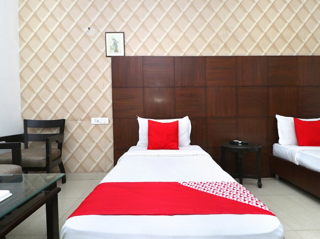 OYO 8627 Hotel Space主图