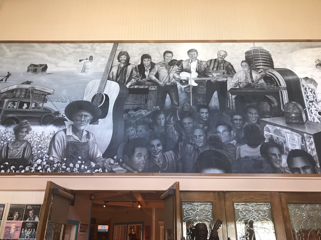 Buck Owens' Crystal Palace-贝克斯菲尔德必去景点