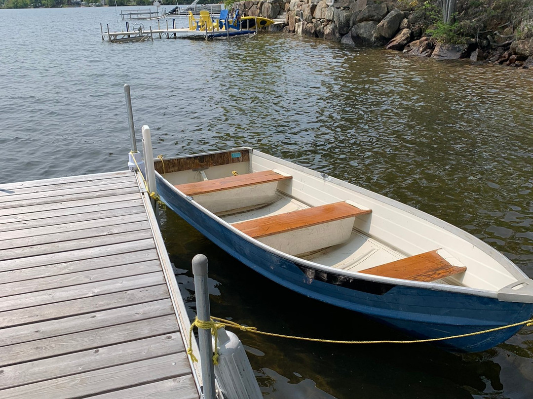 The Lake House at Ferry Point主图