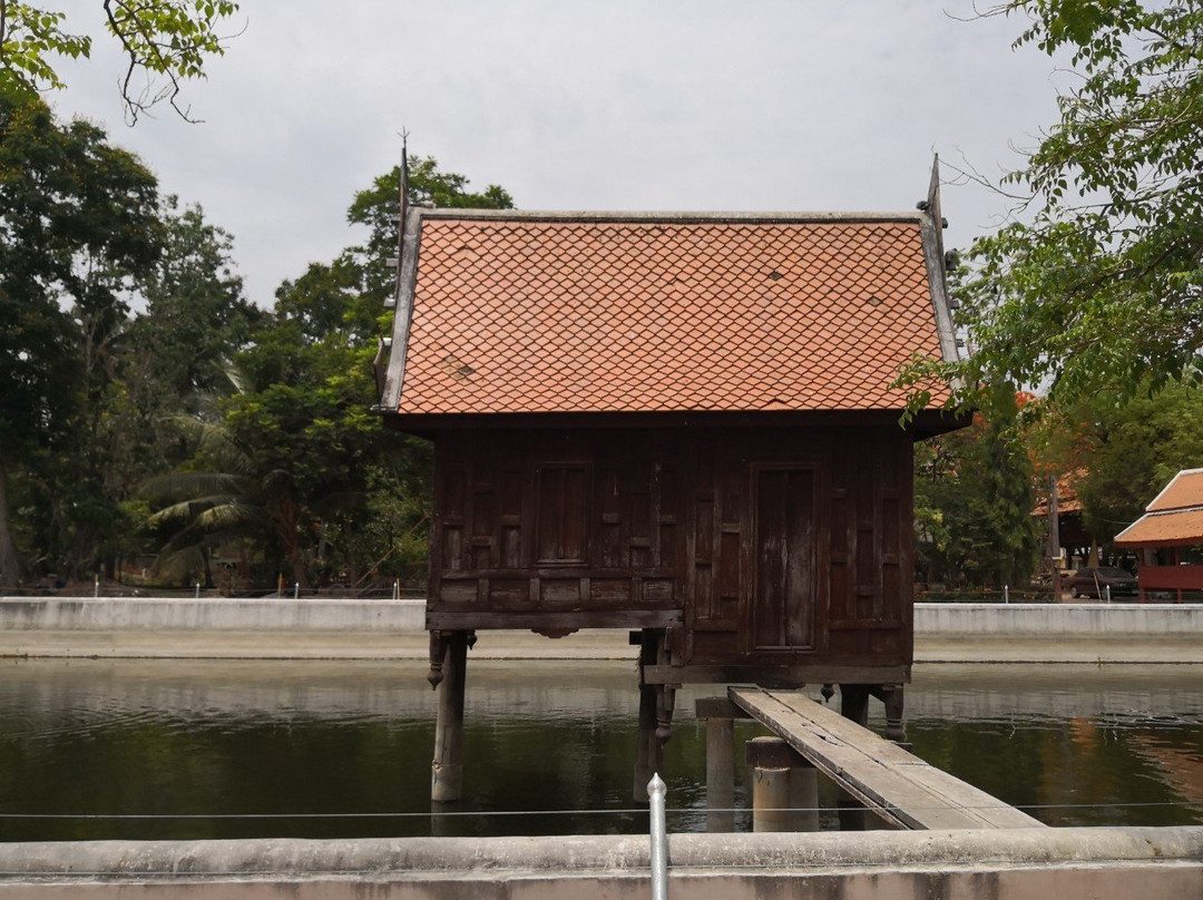 Wat Yai Suwannaram景点图片