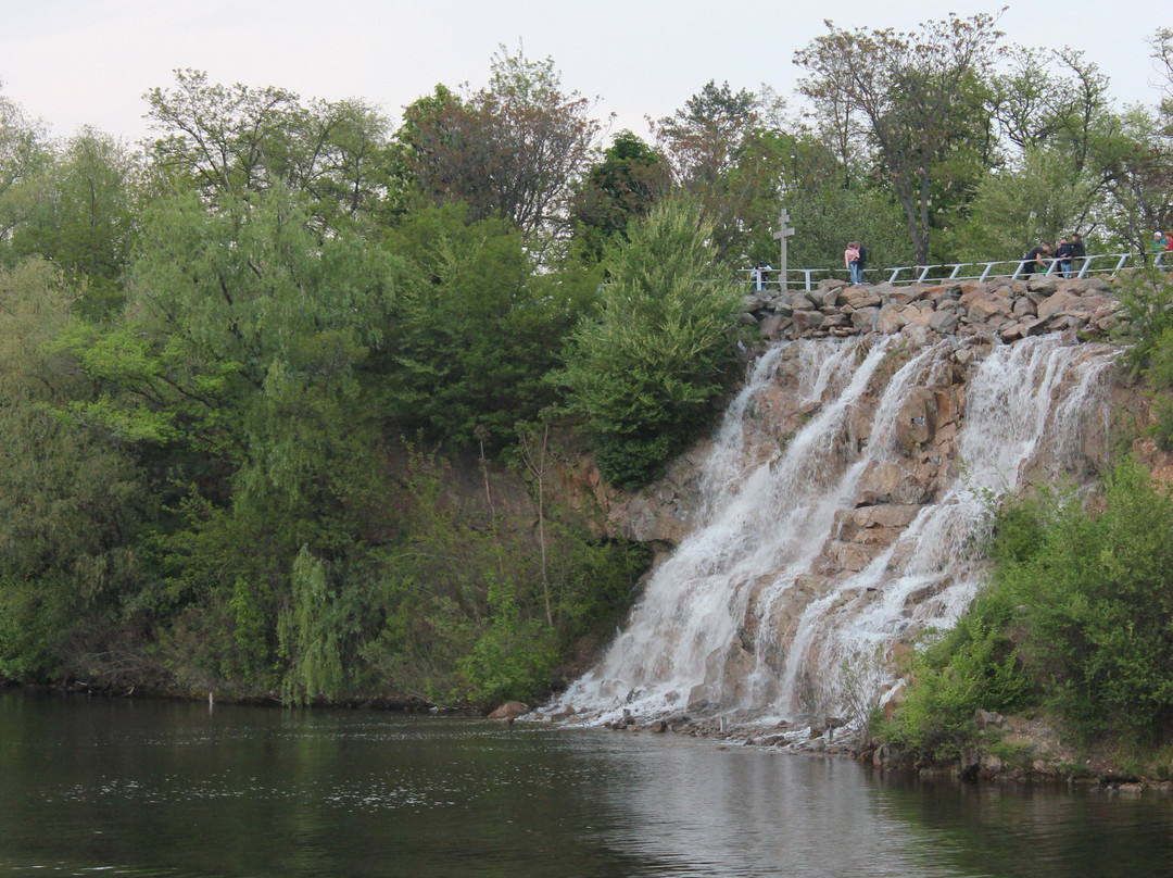 Waterfall景点图片