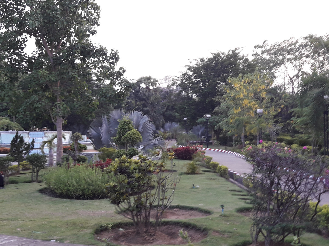 Naypyidaw Water Fountain Garden-内比都必去景点