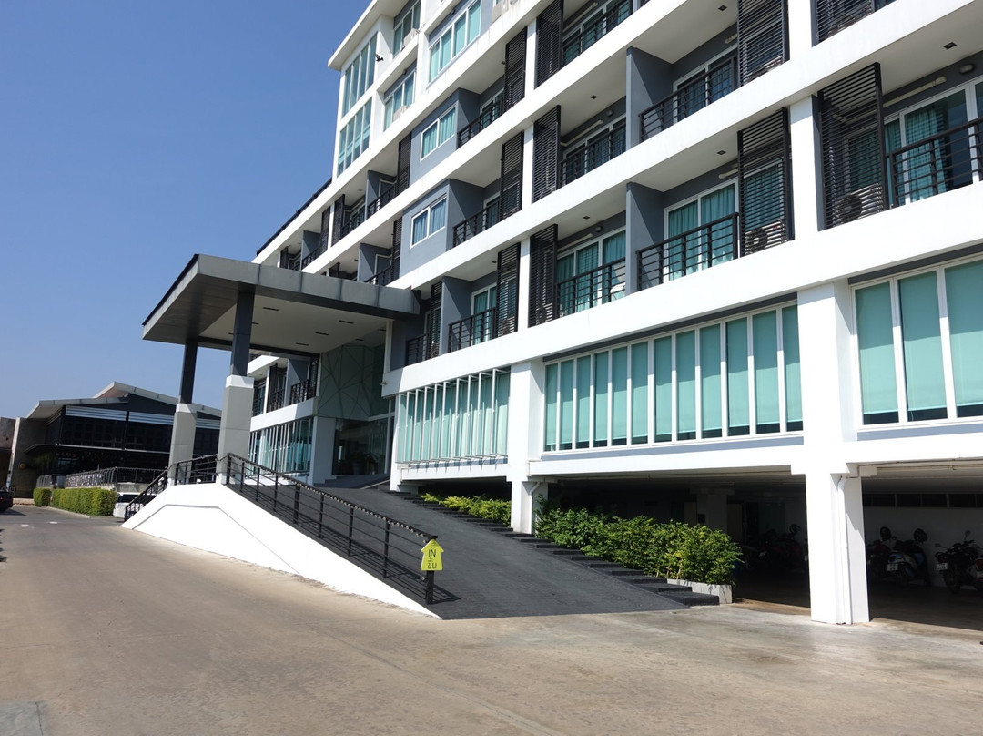 SR Residence Hotel主图