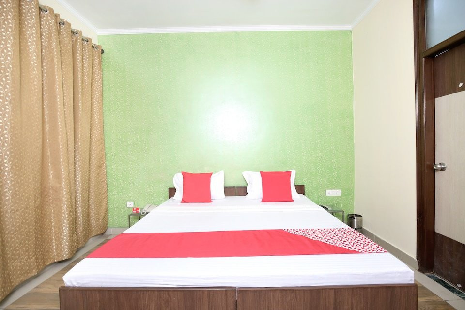 OYO 15067 Hotel Ashoka