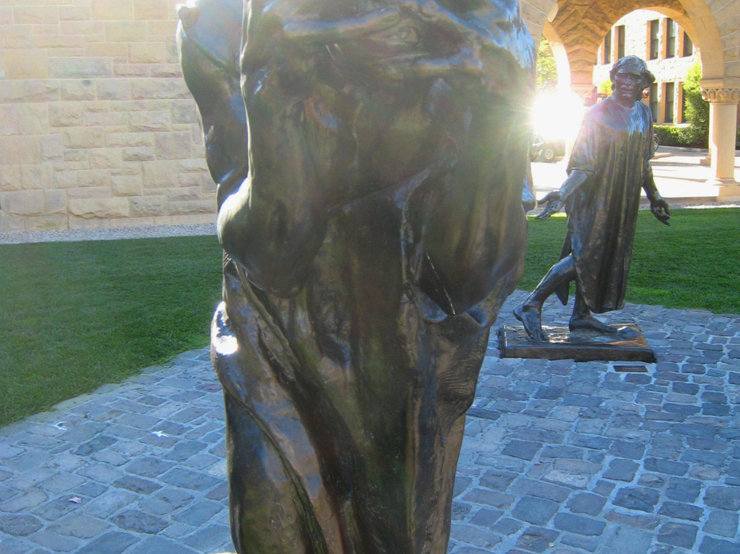 Burghers of Calais Sculpture-斯坦福必去景点