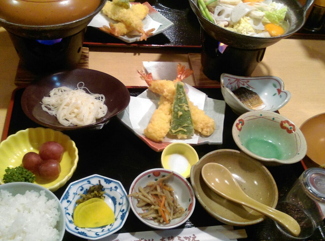 南岛原市餐馆和美食-Local Cuisine Manpukutei