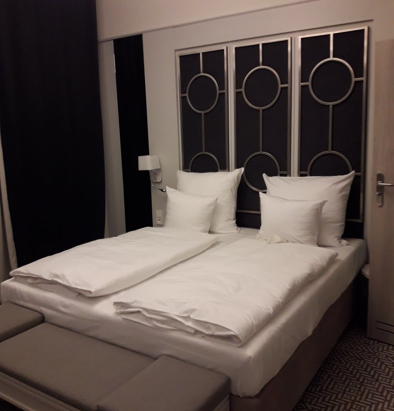 Amber Design Residence主图