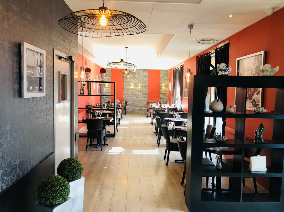 Saint-Bonnet-de-Mure餐馆和美食-La Casa