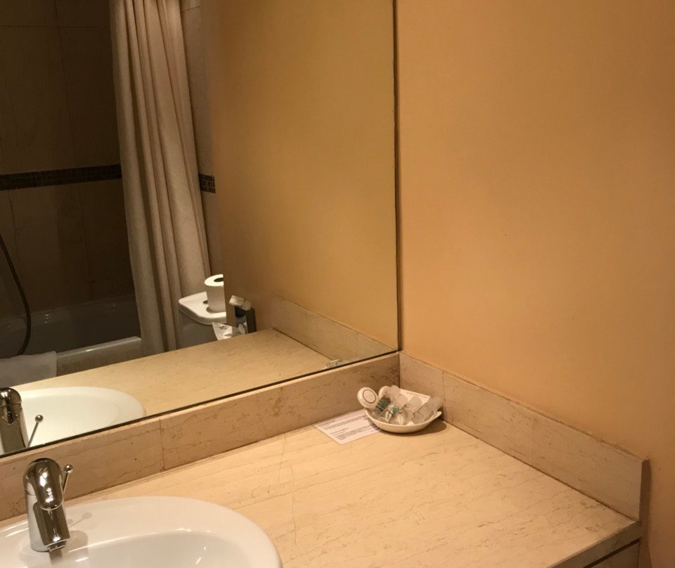 烟草大酒店主图