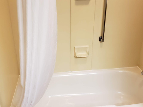 阿灵顿水晶城DCA希尔顿欢朋酒店及套房主图