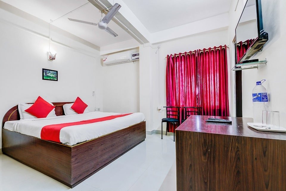 Capital O 9671 Hotel Rudraksh Inn主图