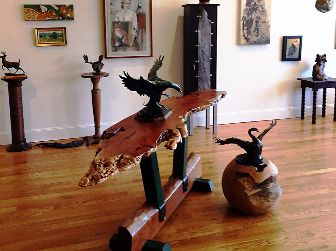 Davis & Blevins Main Street Gallery-Saint Jo必去景点