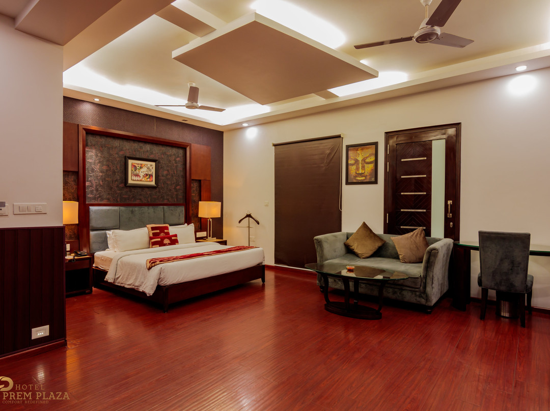 Hotel Prem PLaza主图