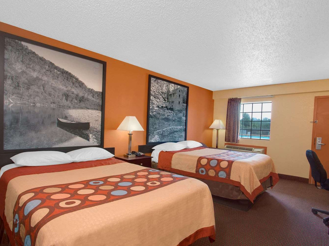 Super 8 by Wyndham Monticello AR主图