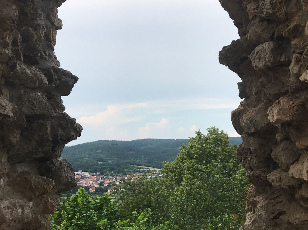 Hanstein Castle (Burgruine Hanstein)景点图片