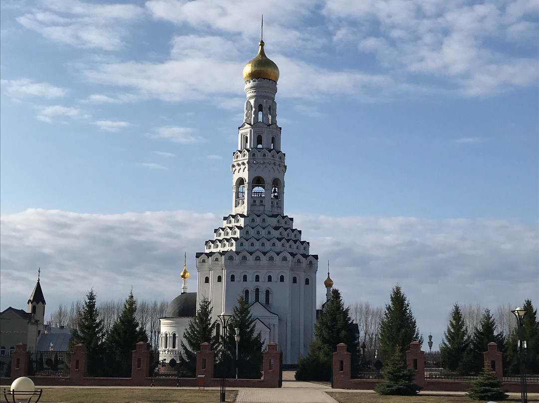Saint Peter and Saint Paul Cathedral景点图片