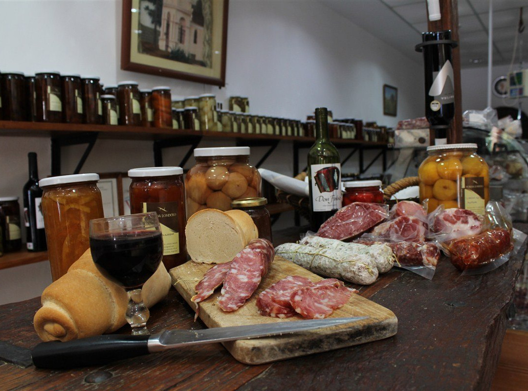 Norma Londero-Colonia Caroya必去景点