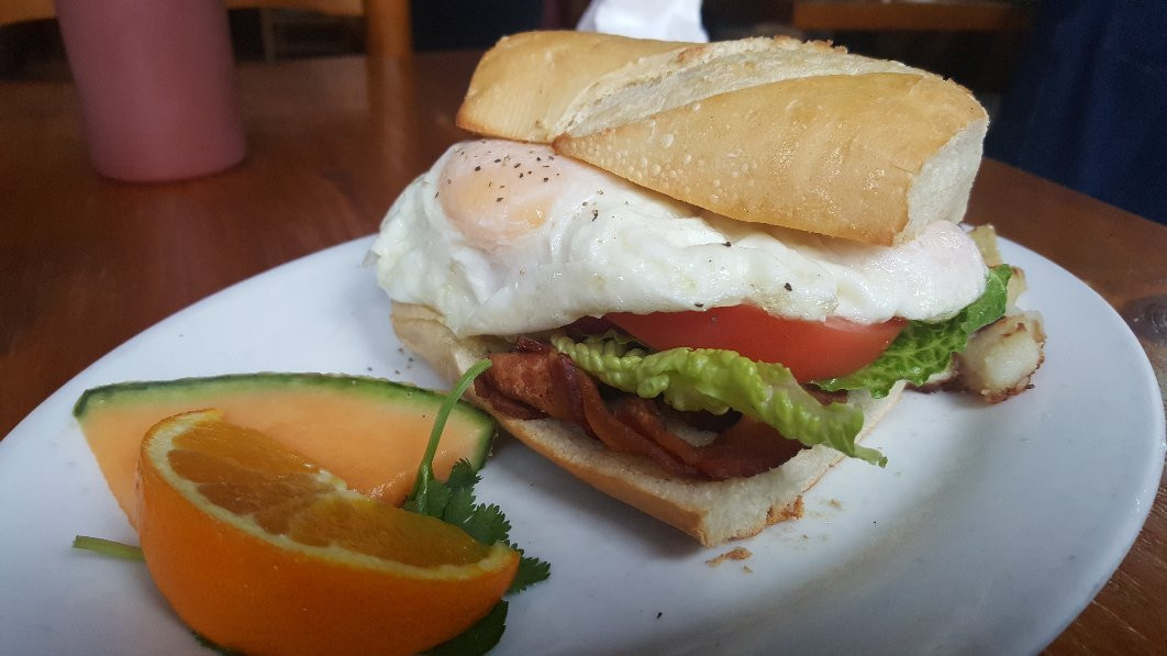 Lamy餐馆和美食-San Marcos Cafe